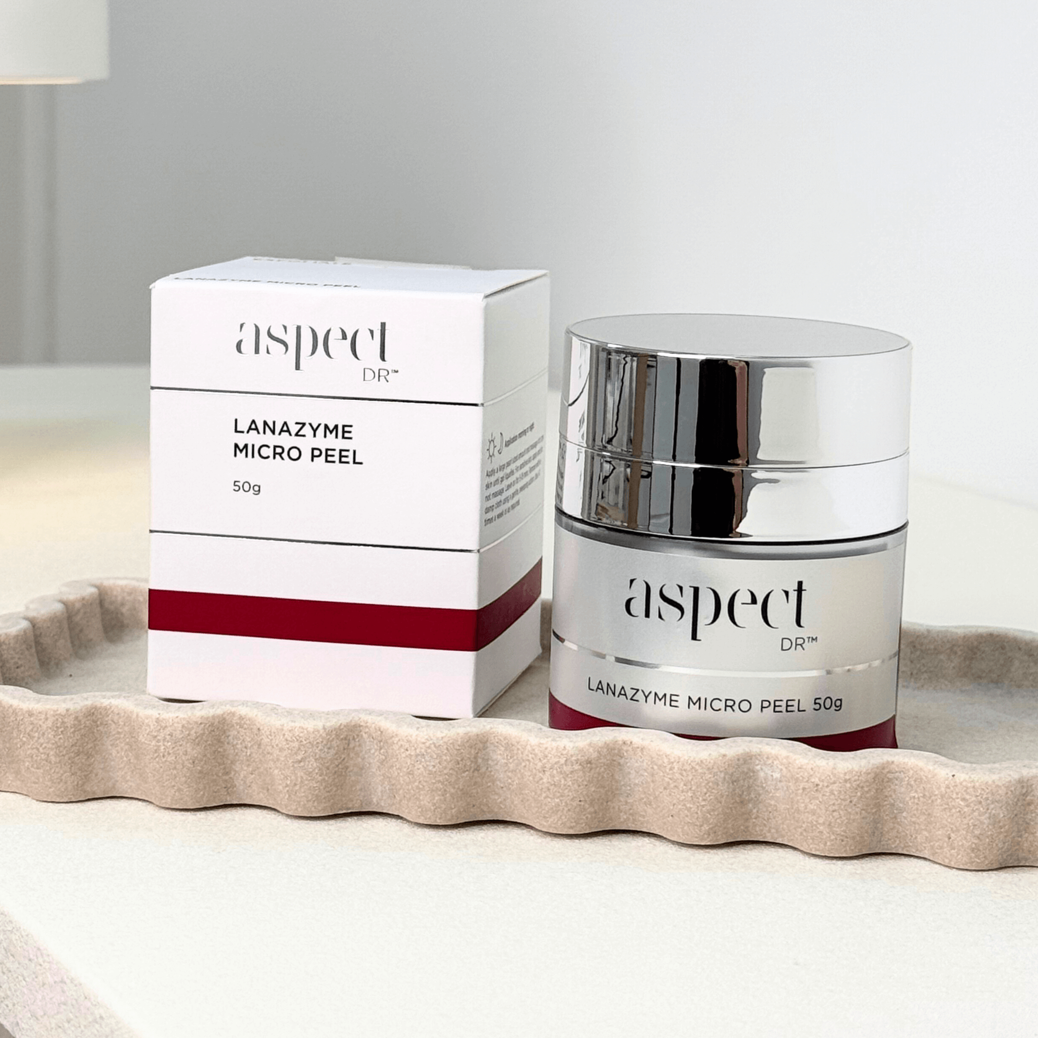 Aspect Dr Lana Peel jar and box on neutral background